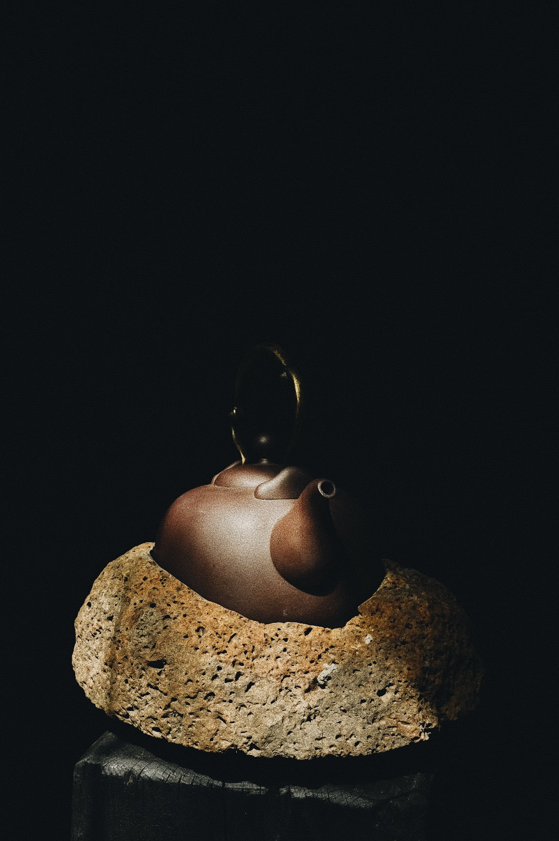 a stone hearth • aubade • infrared brazier