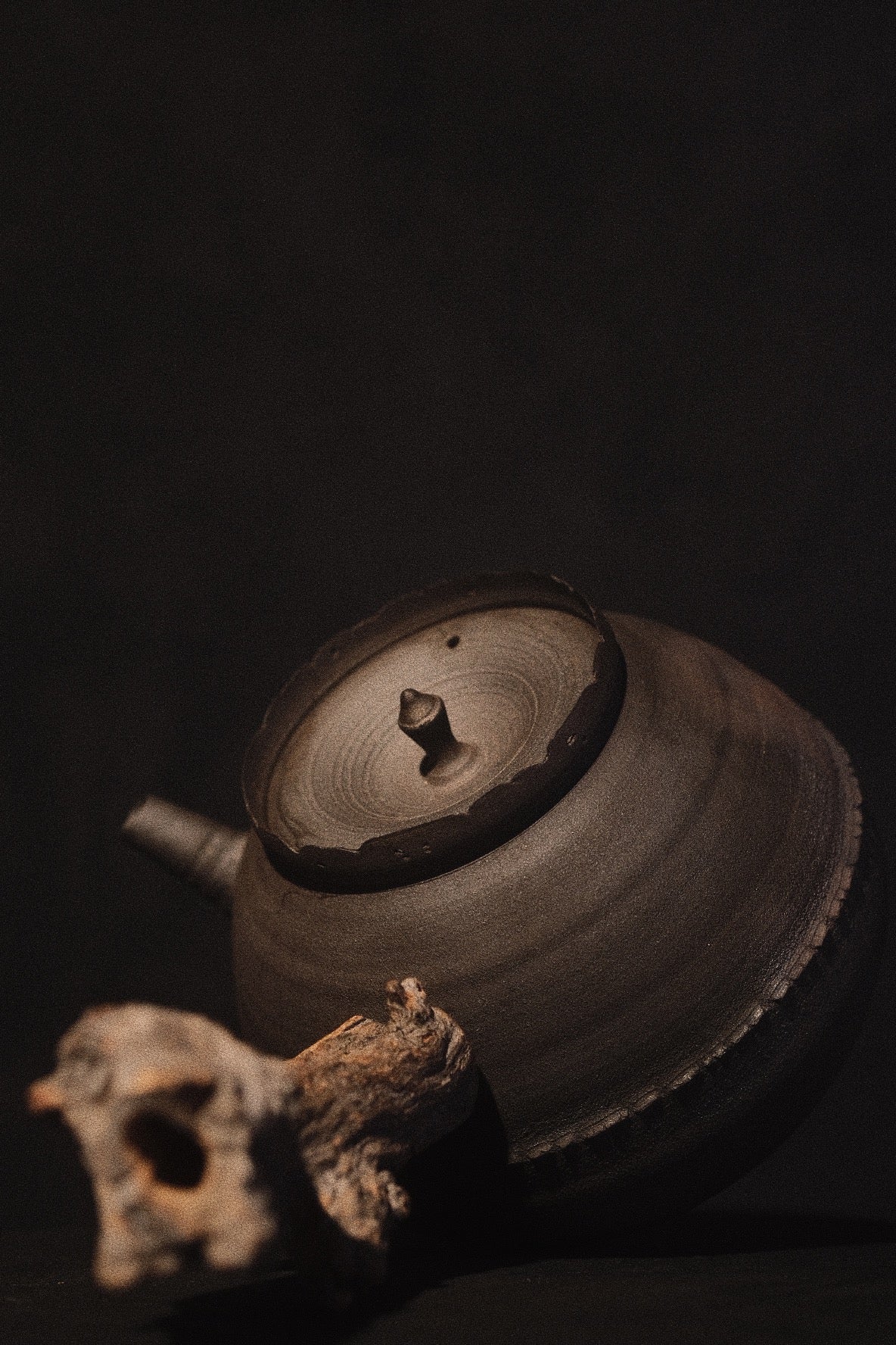 ruin 3.2 • sidehandle teapot