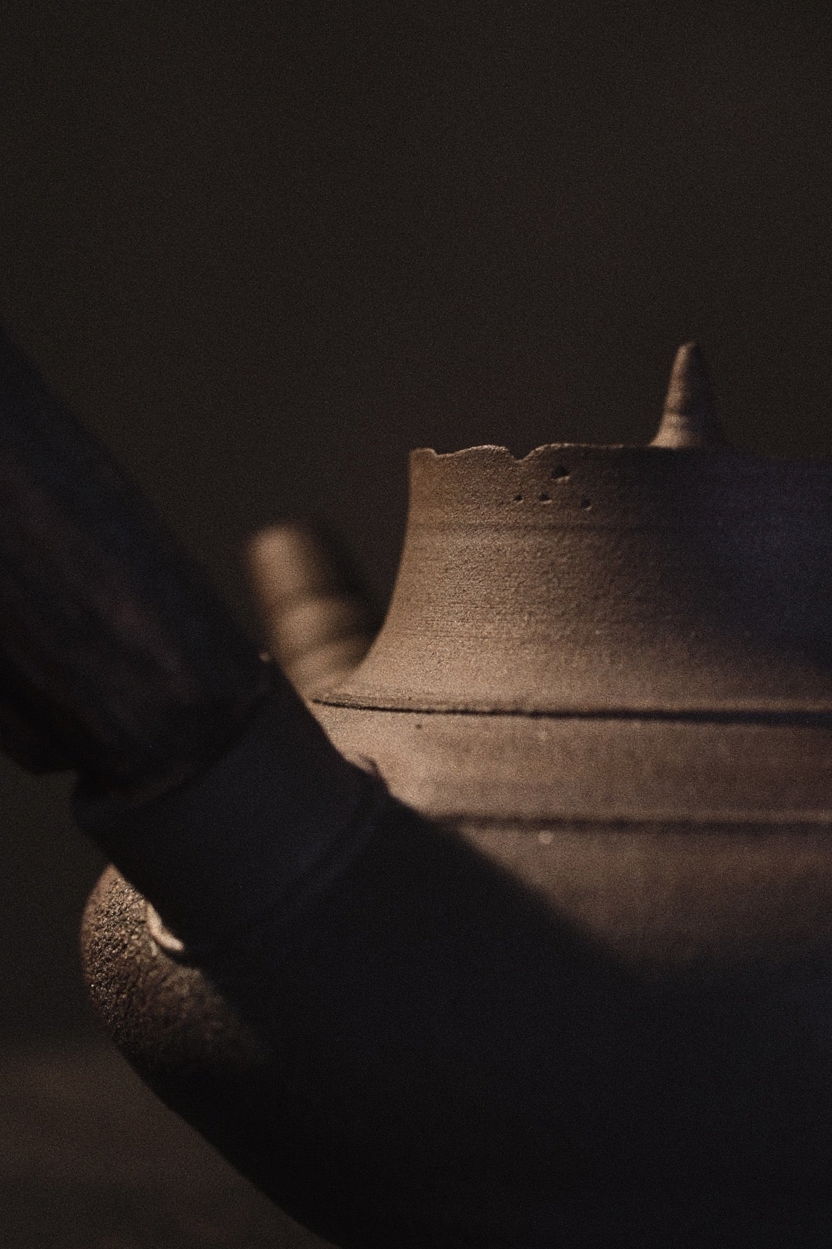 hearth 1.4 • sidehandle teapot