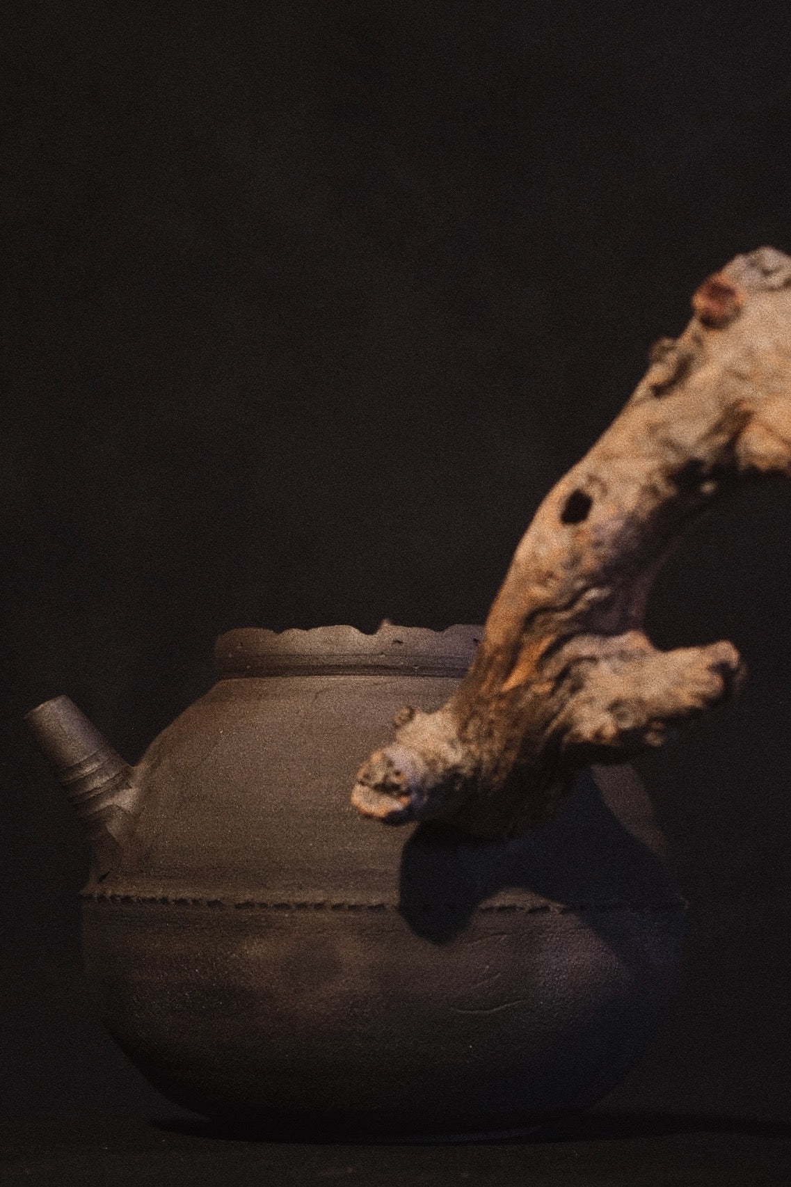 ruin 3.2 • sidehandle teapot