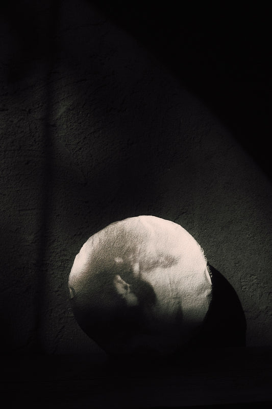 a perpetual gaze (inwards)