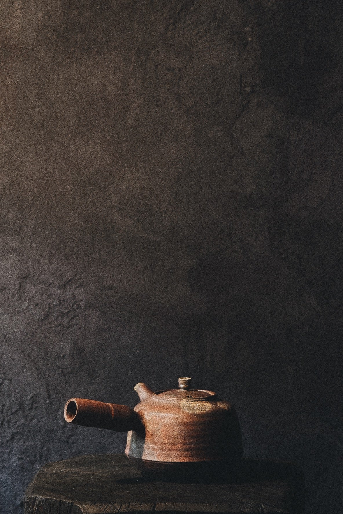 sidehandle teapot • woodfired