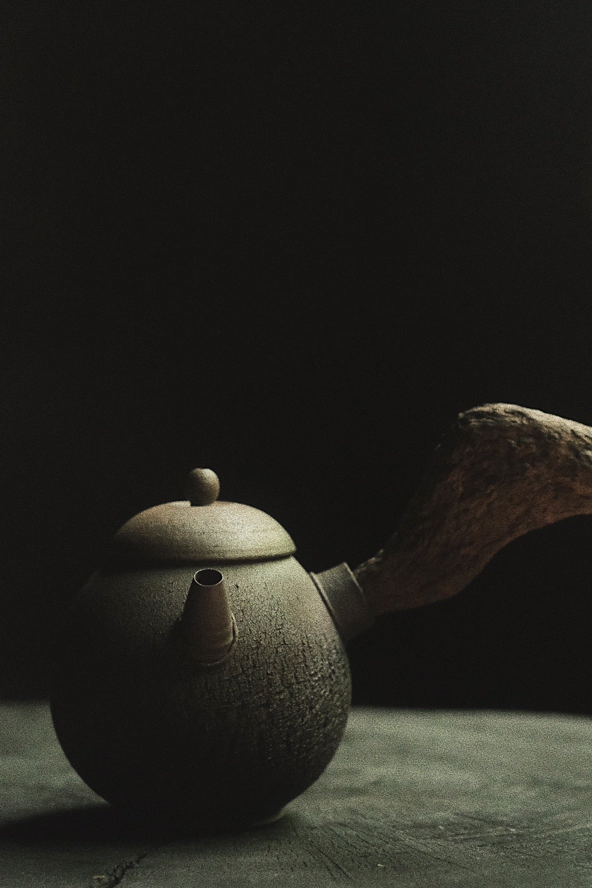 wooden handle yixing teapot • woodfired