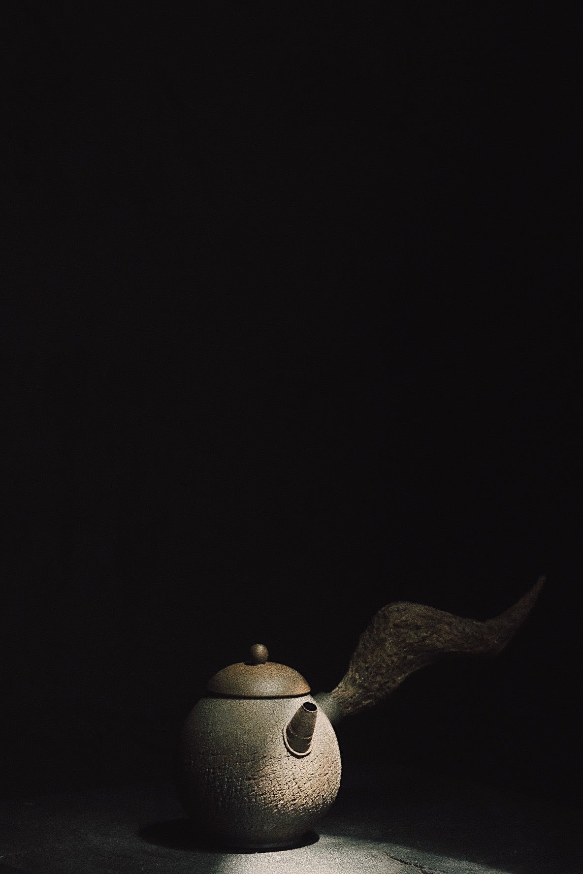 wooden handle yixing teapot • woodfired