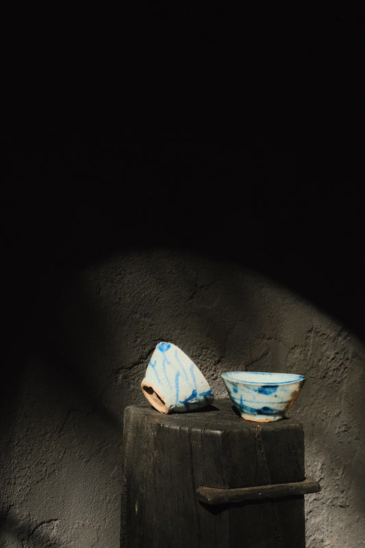 seaweed motif | late ming/ early qing dynasty gong fu teacup
