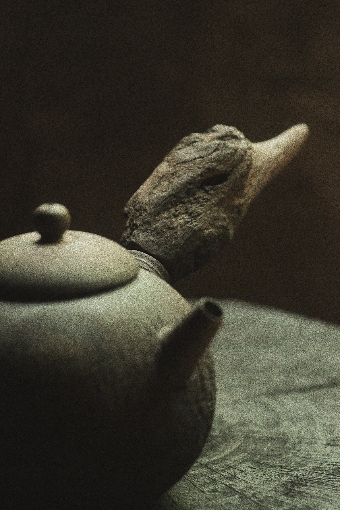 wooden handle yixing teapot • woodfired