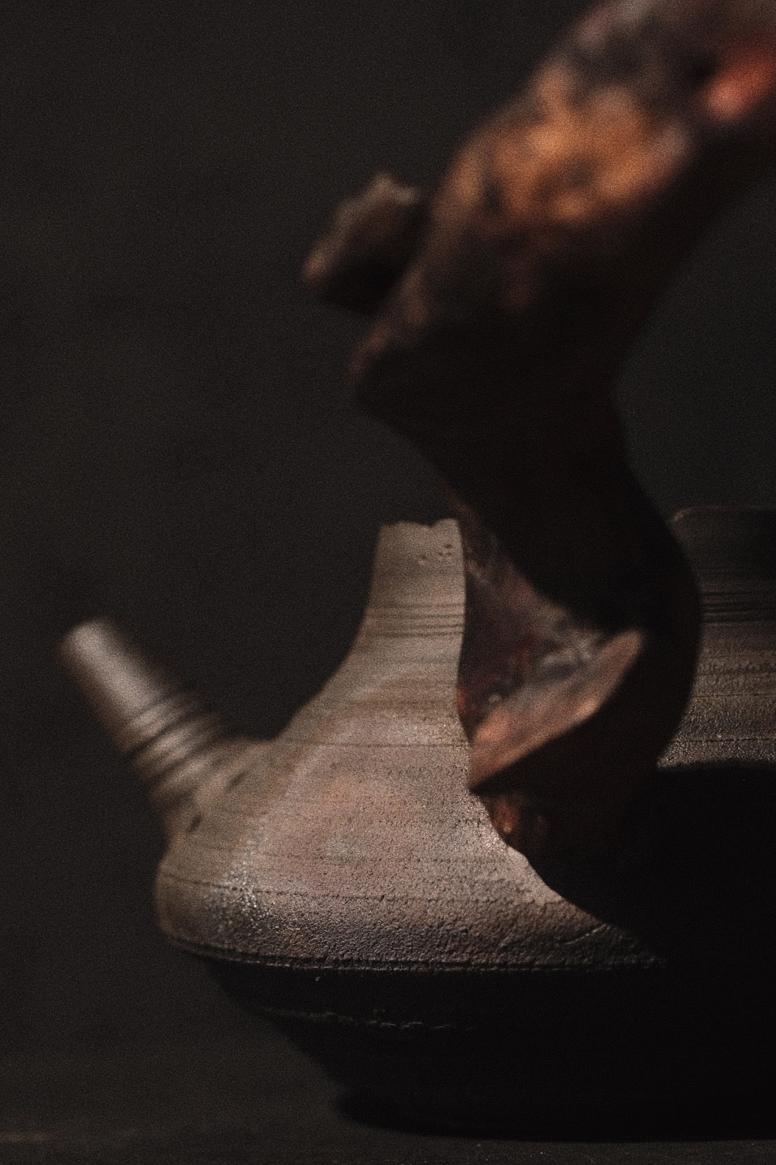 hearth 3.1 • sidehandle teapot