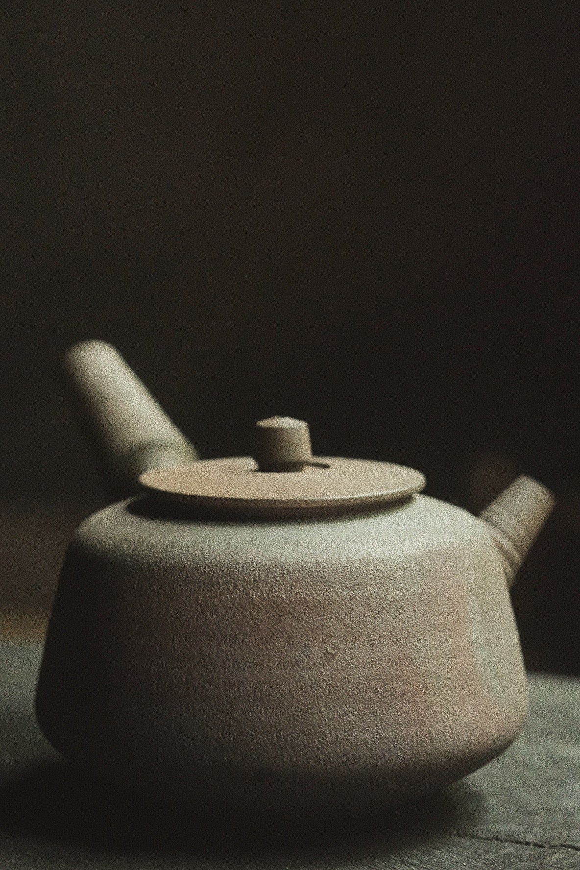 yixing sidehandle teapot • woodfired