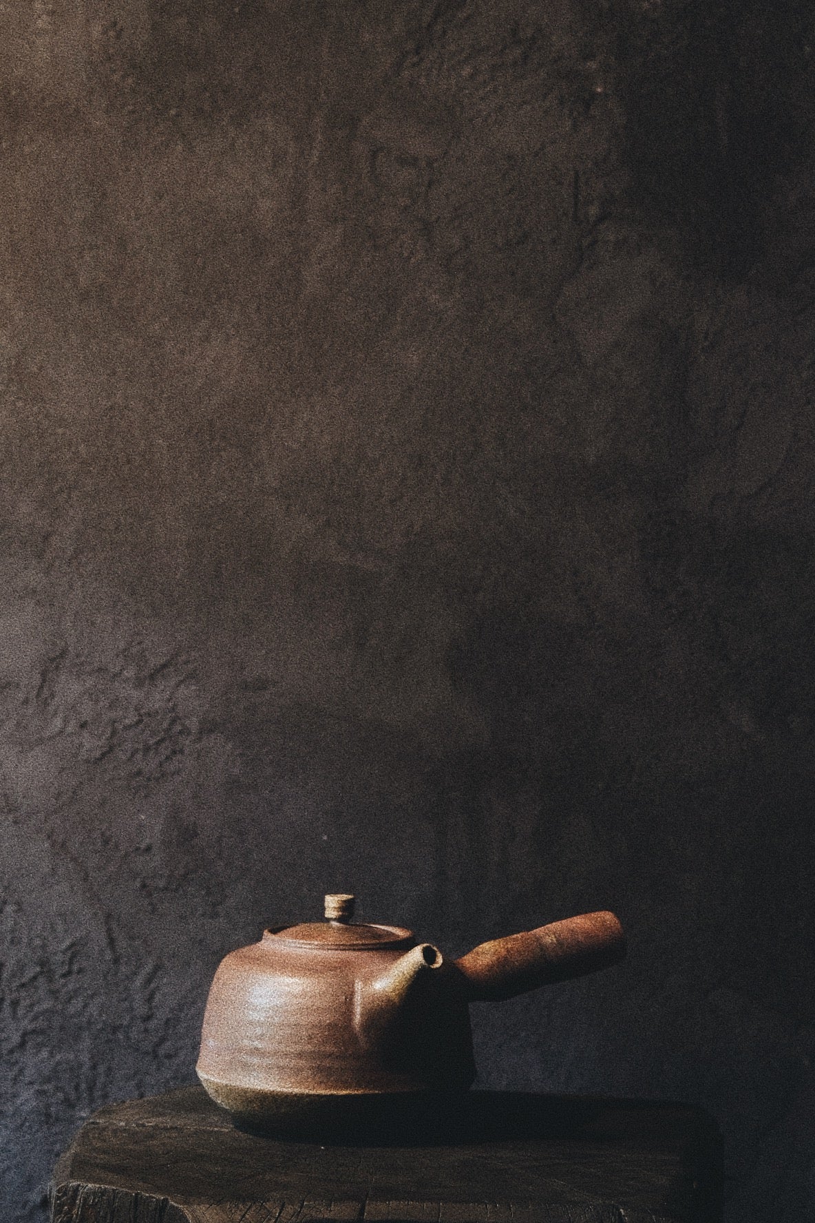 sidehandle teapot • woodfired