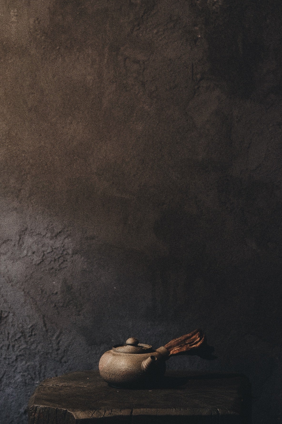 ruin 1.2 • sidehandle teapot