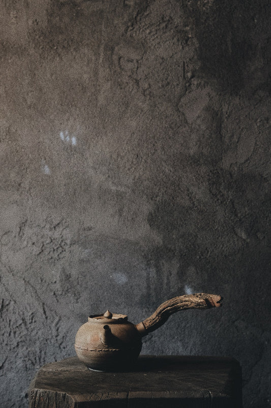 ruin 1.5 • sidehandle teapot