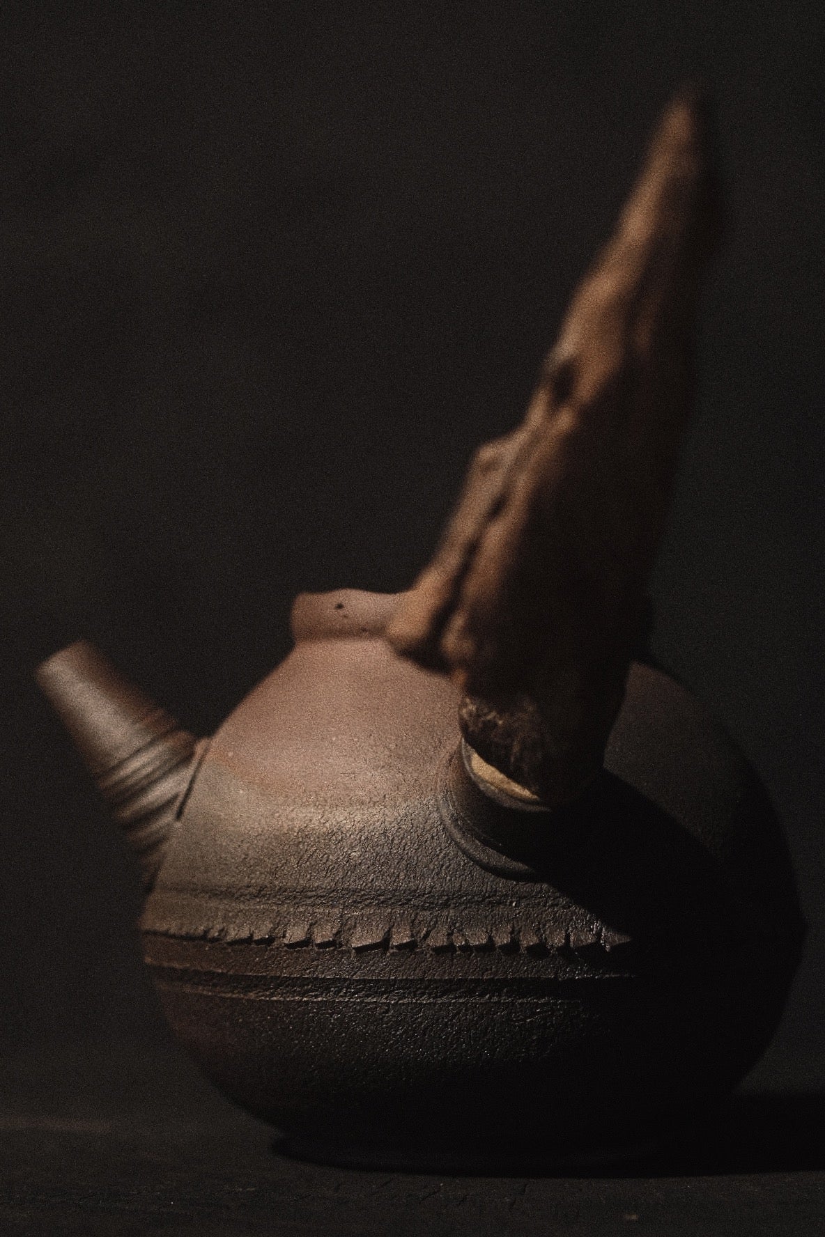 ruin 1.4 • sidehandle teapot